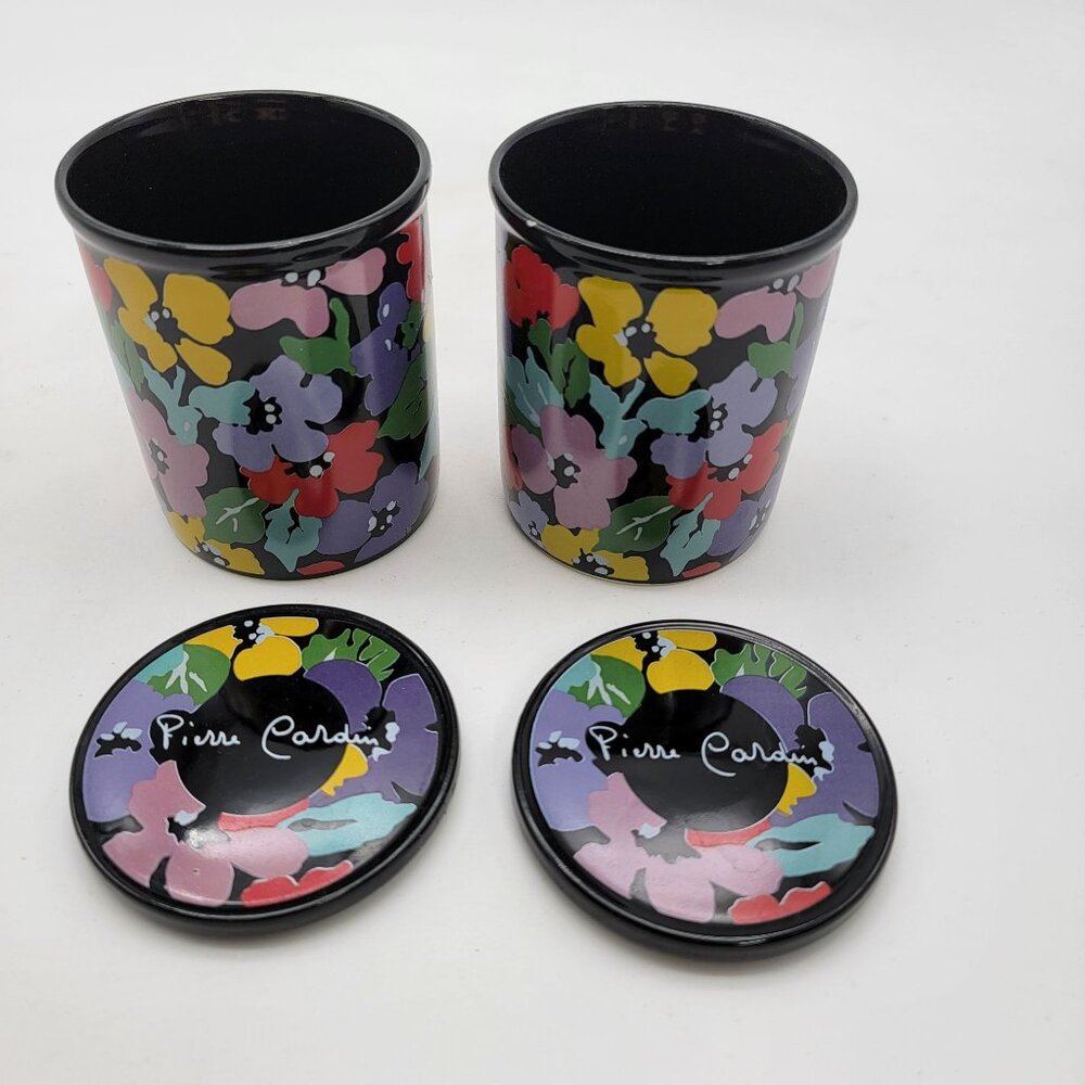 Pierre Cardin Floral Ceramic Mugs With Heart Handles & Lids - Picture 5 of 13